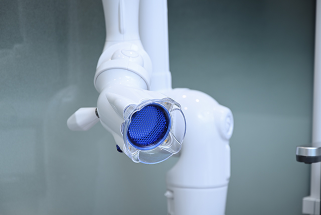 口腔外バキューム『フリーアーム・アルテオーF』